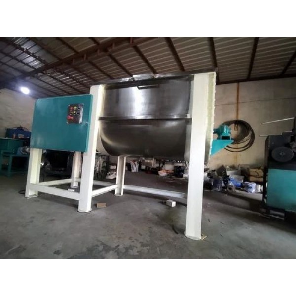 Mixer Ribbon Blender
